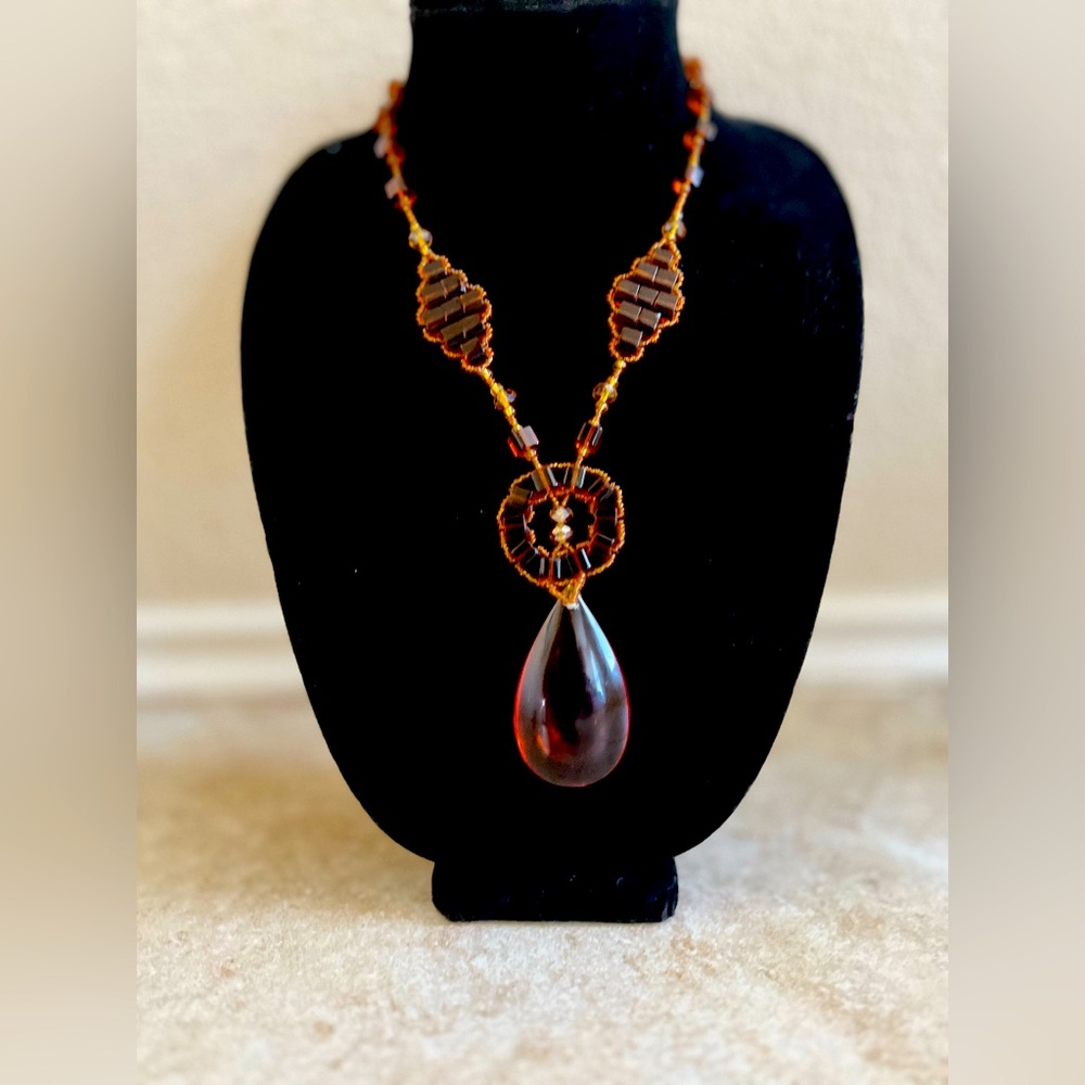 In Mexico
It is a handmade necklace